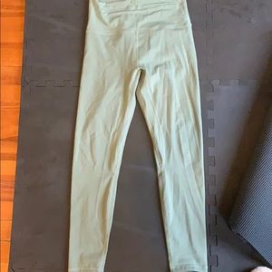 strong physiquez leggings